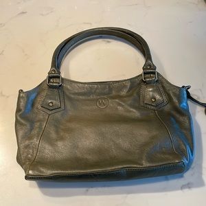 wanderers travel co genuine leather shoulder satchel / olive green